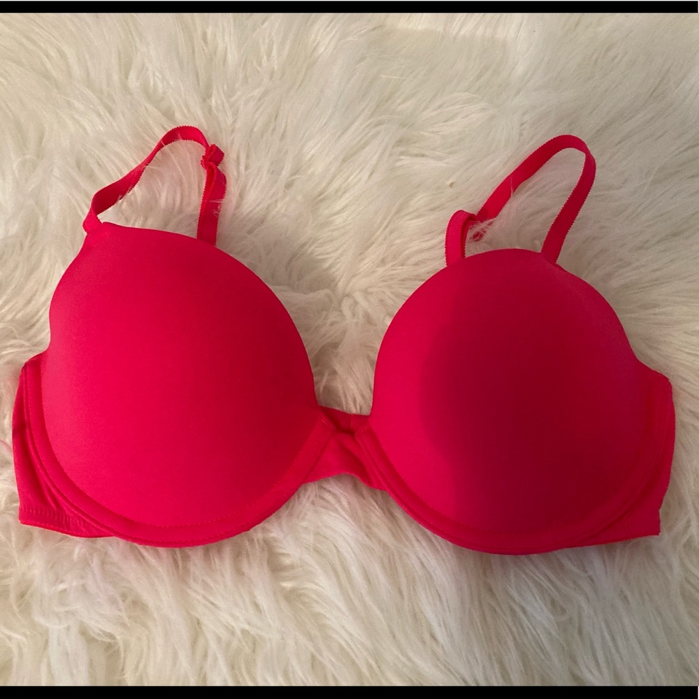 PINK Victoria Secret bra
